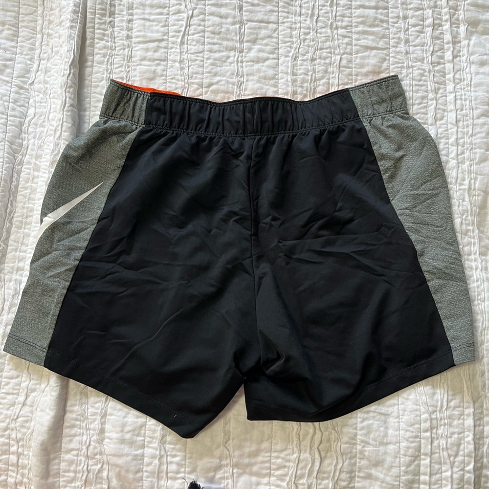 Nike Pro Women’s Shorts